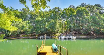 Anderson Retreat: Private Dock, Kayaks, Fire Pit!