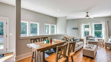 Apartment (1 Bedroom) | Interior