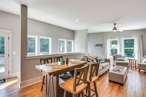 Apartment (1 Bedroom) | Interior