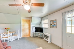 House (3 Bedrooms) | Interior - 5 Mi to Cave Run Lake: Wellington Cabin w/ Deck! (Wellington)