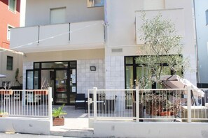 Front of property - Luna Hotel Rimini (Bellariva)