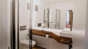 Unclassified image, 2 of 6, button - Peak Hotel & Event (Salzgitter)