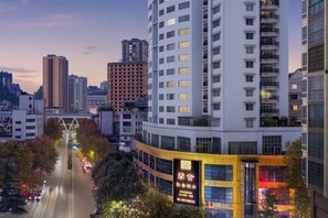 Unclassified image, 5 of 14, button - Paoshe Audio Hotel (Dingzikou shop, Zunyi clubhouse) (Zunyi)