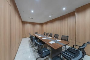 Meeting facility - Paoshe Audio Hotel (Dingzikou shop, Zunyi clubhouse) (Zunyi)