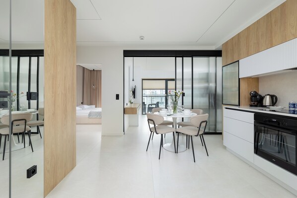 Lägenhet - 1 sovrum - balkong - vid stranden | Eget pentry | Ugn, diskmaskin, kaffe- och tebryggare och vattenkokare