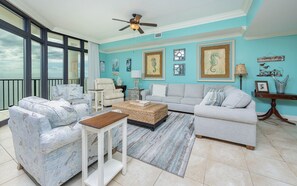 Appart'hôtel, 3 chambres | Coin séjour