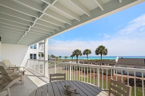 Condo, 2 habitaciones | Restaurante al aire libre