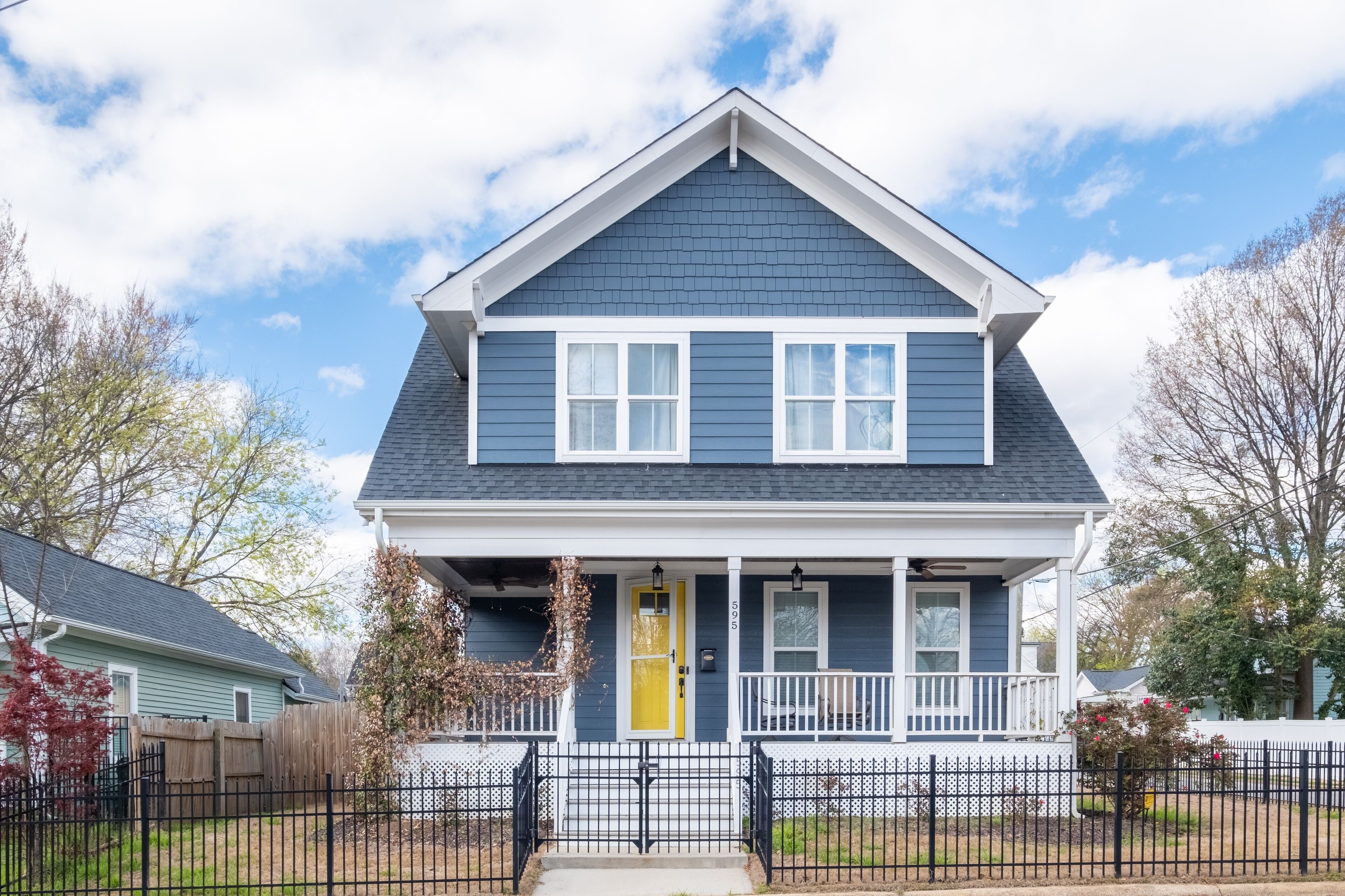 Nhà, 3 phòng ngủ | Ngoại thất