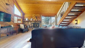 Condo, 2 Bedrooms | Living area | Smart TV - Snowflower #75 3 Bedroom Condo by RedAwning (Mammoth Lakes)