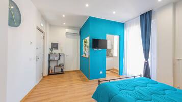 1 chambre, fer et planche Ă repasser, lit parapluie, Wi-Fi