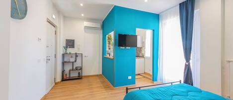 1 bedroom, iron/ironing board, travel cot, WiFi