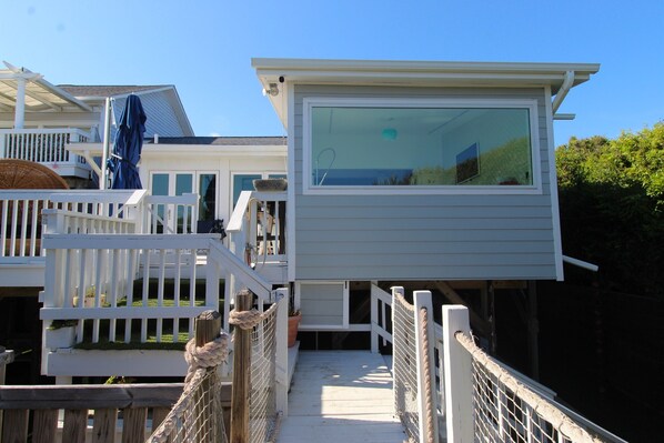 Exterior - Zanzibar ~ retreat steps from the sand (Folly Beach)