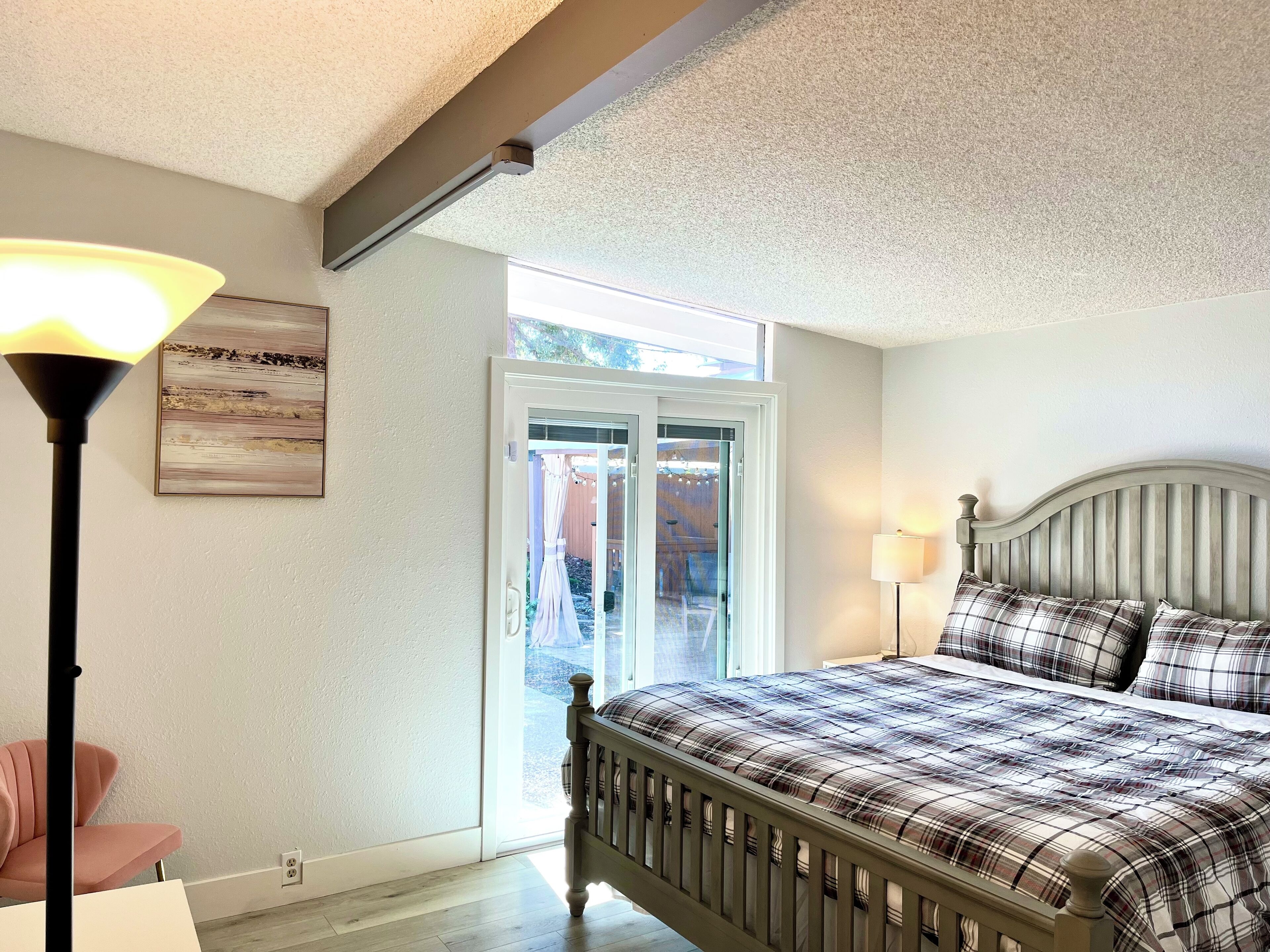 3 bedrooms, in-room safe, desk, iron/ironing board