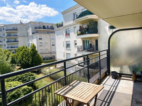 beau appartement très calme dans résidence et quartier très calme