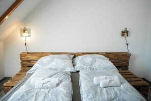 5 quartos, escrivaninha, berço de viagem, Wi-Fi de cortesia