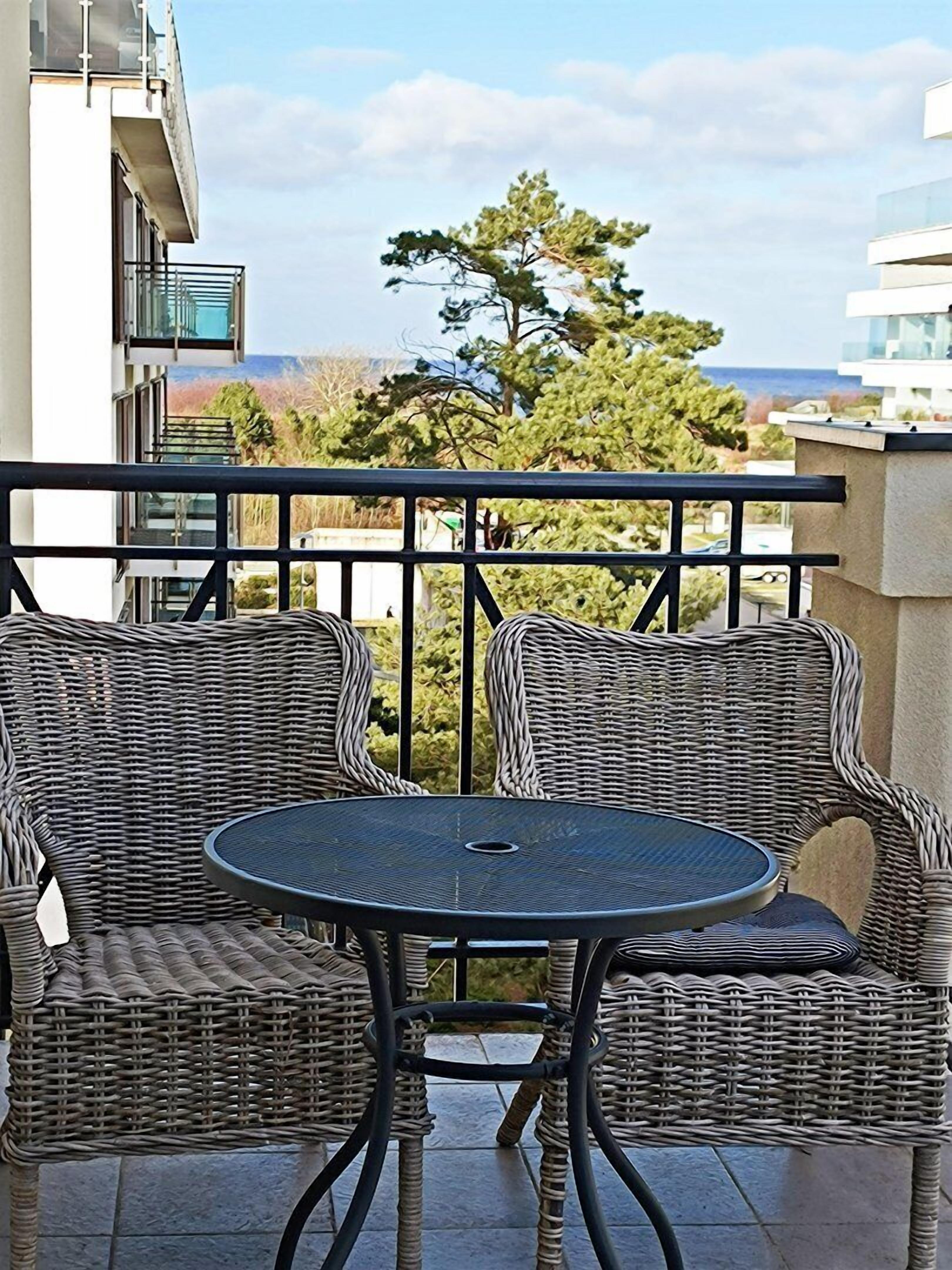 Superior Apartment, 3 Bedrooms | Iron/ironing board, free WiFi