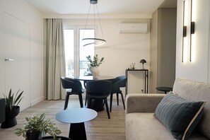 Deluxe Suite, 1 Bedroom, Air conditioning | Iron/ironing board, free WiFi - Promenada by Baltic Home (Swinoujscie)