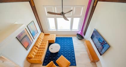 Relax in Style | 2 KING Beds - *POOL* - PacMan!