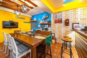 Restaurant - Mystery 13 Hostel (Yilan)