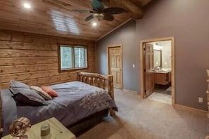 5 chambres, fer et planche à repasser, Wi-Fi, draps fournis