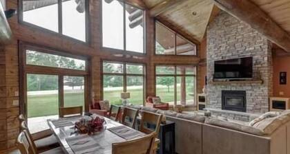 Stunning Log Cabin~Big Sand Lake
