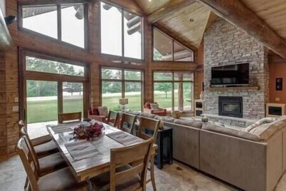 Stunning Log Cabin~Big Sand Lake