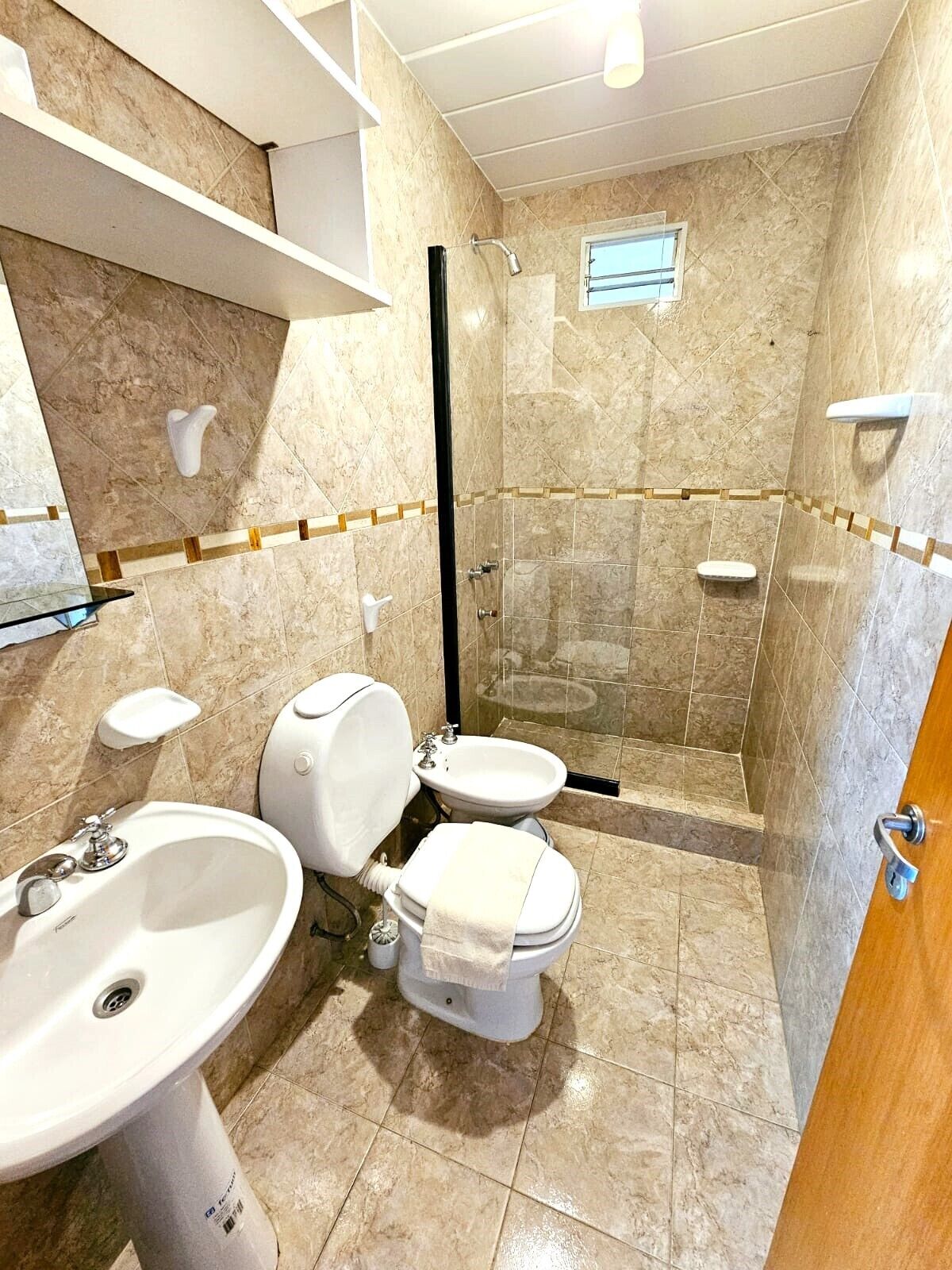 Classic Studio | Bathroom | Free toiletries, hair dryer, towels, soap