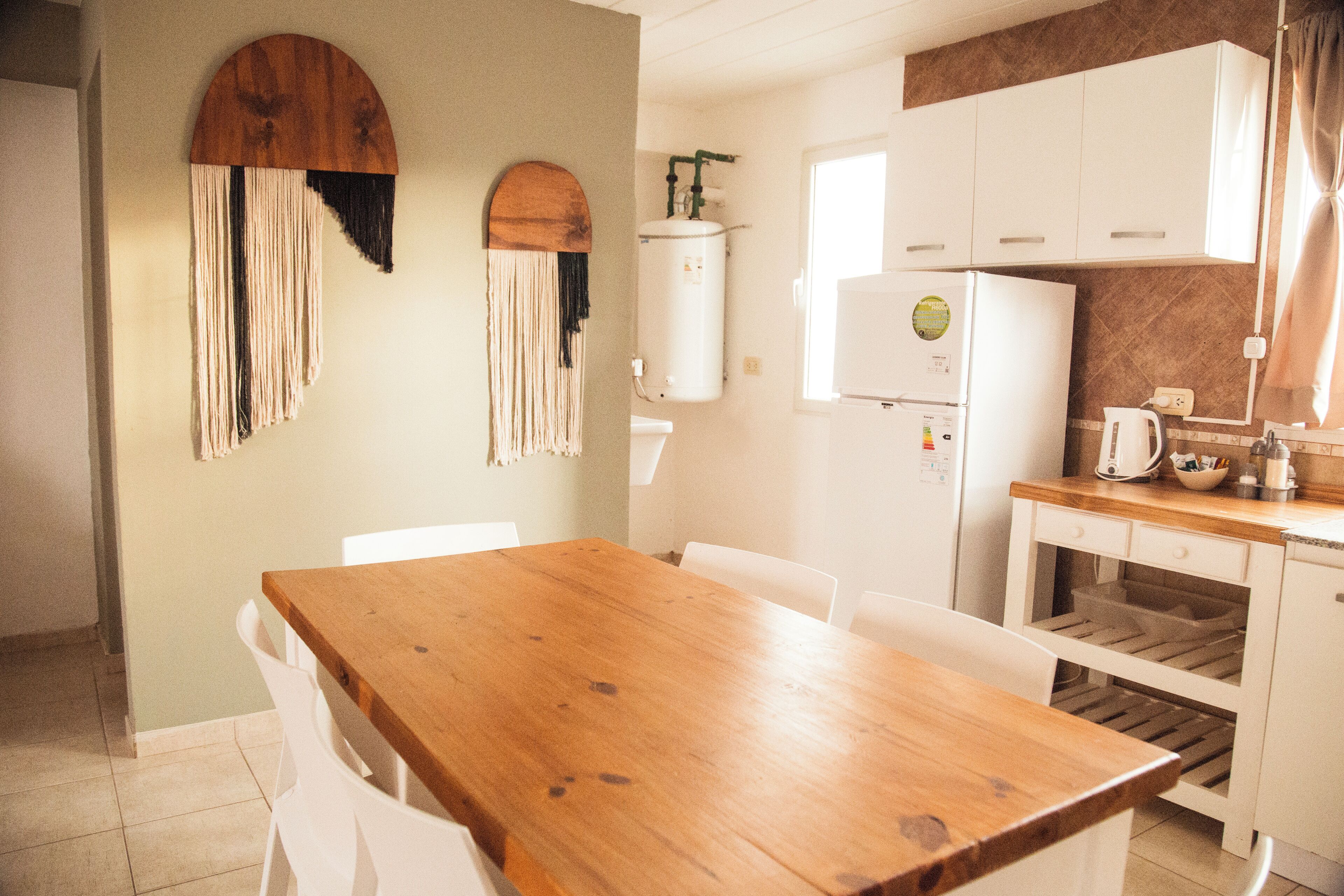 Apartamento superior | Cozinha privada | Geladeira, toalhas de papel