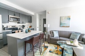 Deluxe Apartment, Kitchen | Living area - The Standard - STR-1207 (New Rochelle)