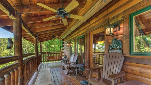 Terrace/patio - Relaxing 3BD Cabin w/ HOT TUB! Pool Table + GAMES! (Sevierville)