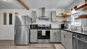 Réfrigérateur, lave-vaisselle