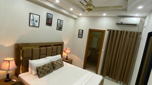 2 bedrooms, WiFi (free) - Harvey's Apartment (Islamabad)