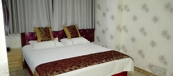 Taihe Tiantian Express Hotel