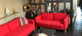 Appartement Typique de 54 m², Plein Centre au Calme