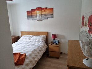 Maison | 5 chambres, fer et planche à repasser, accès au Wi-Fi (inclus)