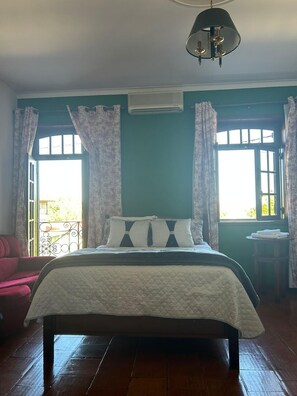 Quarto triplo básico (SUITE 11) | Wi-Fi de cortesia