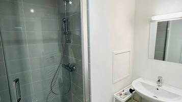 Hair dryer, towels
