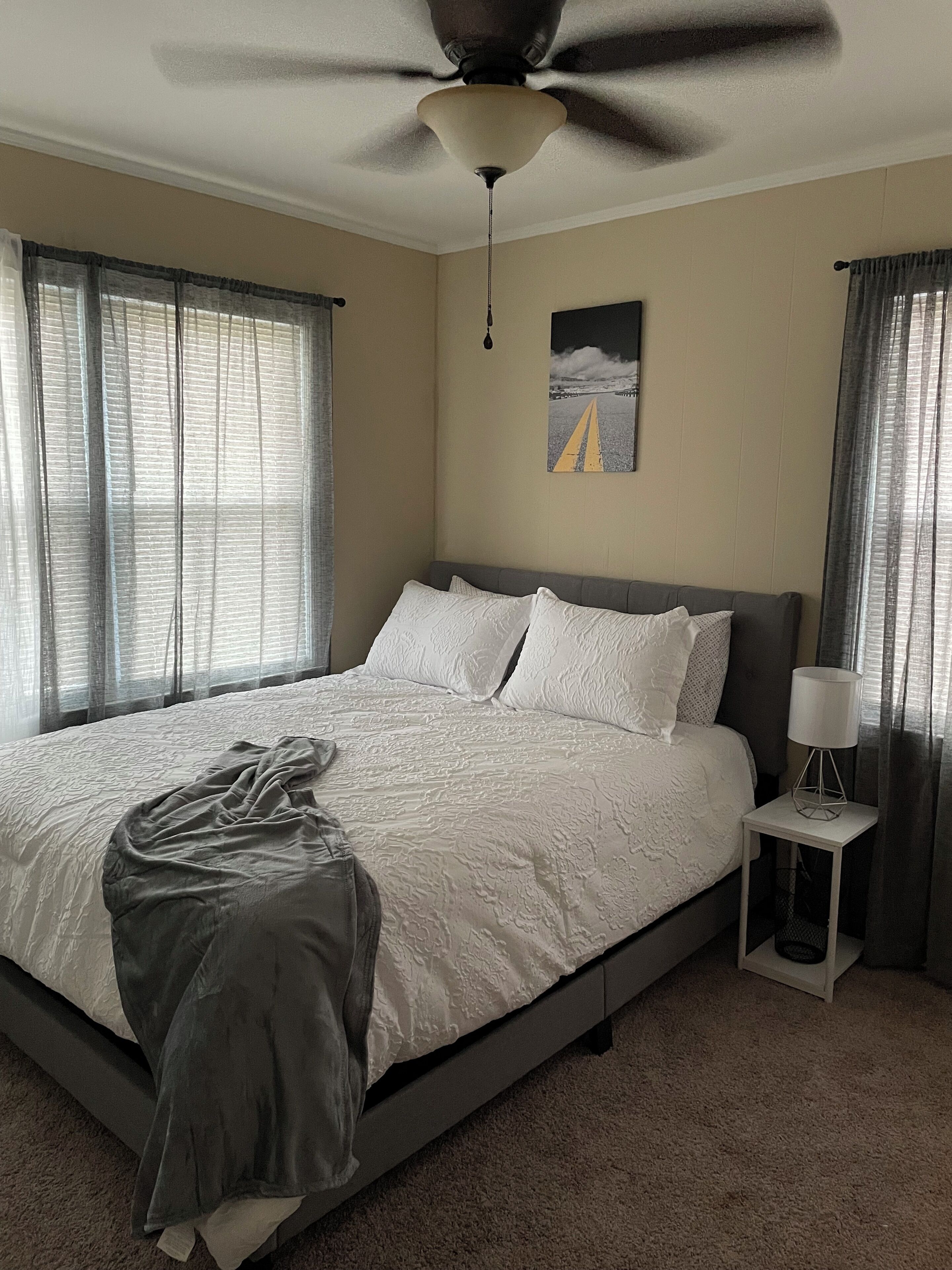 3 chambres, fer et planche à repasser, lit parapluie, Wi-Fi