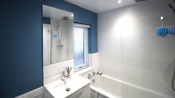 House | Bathroom