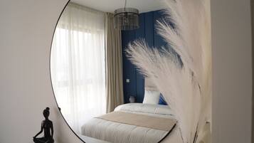 2 Schlafzimmer, Schreibtisch, Bügeleisen/Bügelbrett, WLAN