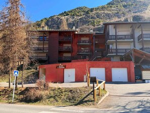 Exterior - Super Duplex in Vars - 2 Bedrooms, Terrace, Parking (Vars)