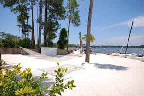 Beach nearby - Margot Bay | Free Tram Service & Easy Beach Access (Miramar Beach)