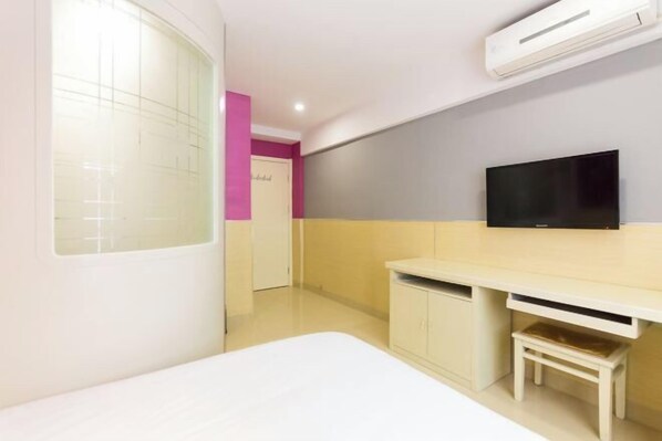 Room - Yilong Chain Hotel (Lanzhou Plaza Xikou Branch) (Lanzhou)