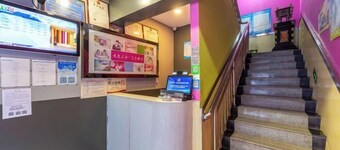 Yilong Chain Hotel (Lanzhou Plaza Xikou Branch)