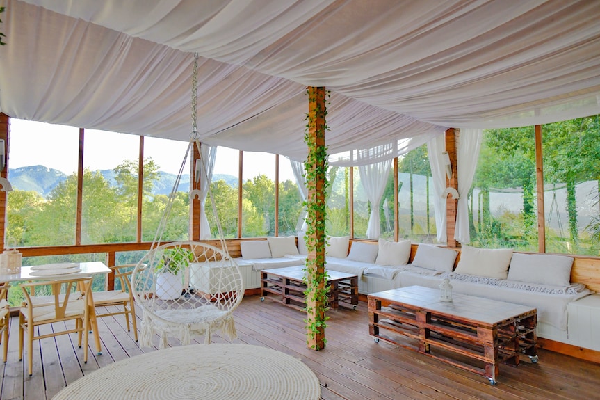 Hilltop Villa With Breathtaking Mountain Views - Sauna & Pool - Transylvanie