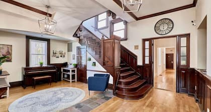 Chic 1/1 apartment in Historic area, near SLU, CWE, and Grand Center-Apt G