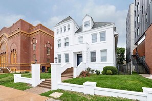 Exterior - Charming Historic Apt near SLU - Apt C (St. Louis)