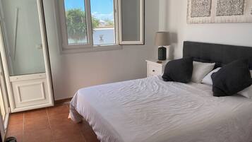 Villa | 4 dormitorios, tabla de planchar con plancha, wifi gratis y ropa de cama