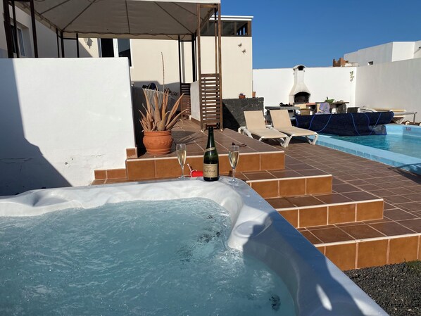 Vila | Piscina | Piscina externa