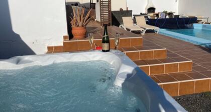 Beautiful Spacious Villa in Playa Blanca
